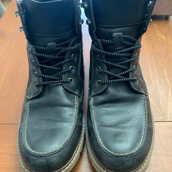 Moc Toe Boots - Leather - Picture 2 of 5